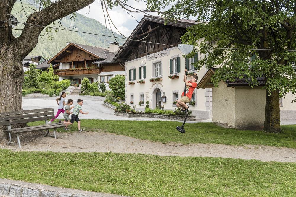 Lener Wirtshaus & Hotel Campo di Trens Exterior photo